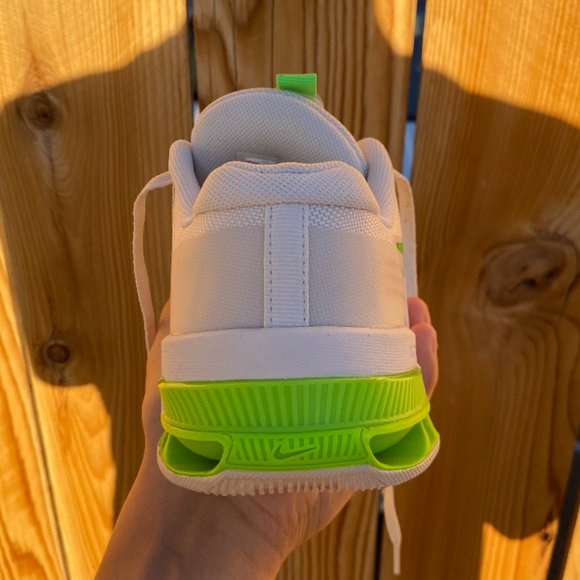 Mens Size 9 Nike Metcon 8 Beige Green Strike DO9328-006 - Picture 7 of 10